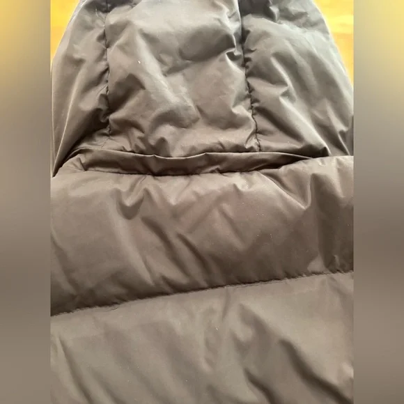 GAP hooded vest - Picture 11 of 11